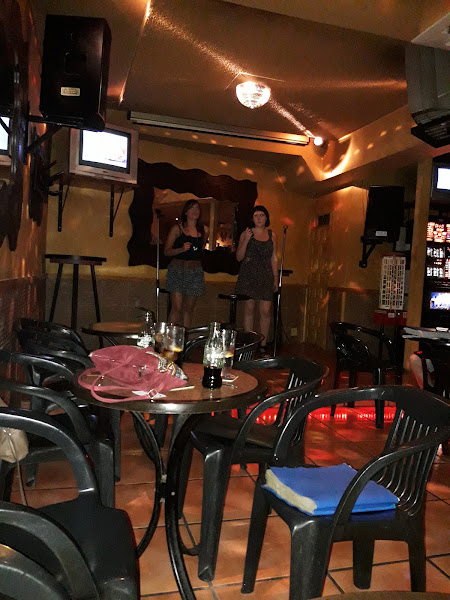 PORKY'S KARAOKE